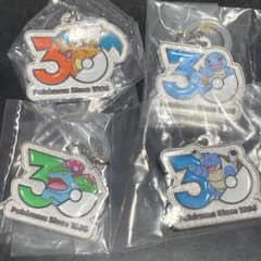 ポケモン30周年 メタルチャームマスコット 4種　ガチャ　ゼニガメ　リザードン