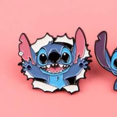 飛び出しスティッチ ピンズ - メルカリ