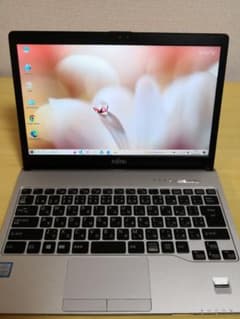 週末値下げ)軽量ノートPC_国産メーカー富士通LIFEBOOK938/Sのサムネイル