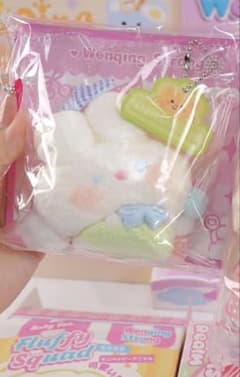 WenQing Strong Fluffy Squad スクイーズのサムネイル