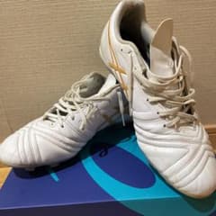 サッカーアシックススパイクのサムネイル