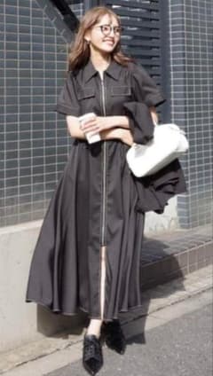 リエンダバストフレアワンピース♡大人気即完売のサムネイル