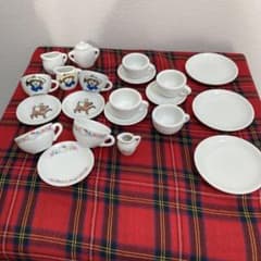 Schylling 女の子と犬 SANRIO キティちゃん 陶器食器セット21点のサムネイル