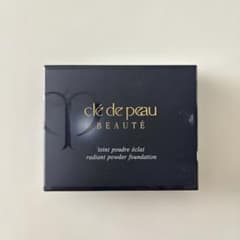 clé de peau BEAUTÉ パウダーファンデーション オークル20のサムネイル