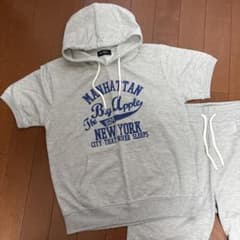 フード付きパーカー　ハーフパンツ　上下セット　Lのサムネイル