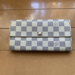 最終お値引き　LV ルイヴィトン　長財布のサムネイル