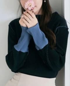 kirakirashop 配色 ボトルネック プリーツトップス ブラック ブルーのサムネイル