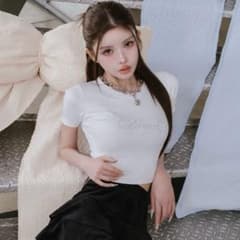 Darich ロゴビジューエンジェルモチーフTシャツのサムネイル