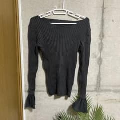 LAKOLE リブニット 長袖 ダークグレー フレアスリーブのサムネイル