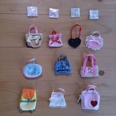 リカちゃん人形　バッグとピアスのサムネイル
