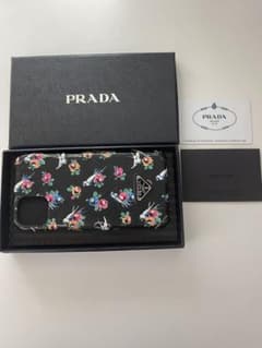 PRADA iPhone11pro max ケースのサムネイル