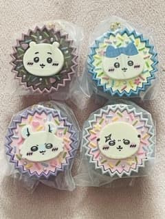 ちいかわ　平成女児チョコ　4種類のサムネイル