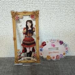 AKB48 20周年記念 赤チェック衣装 ランダムアクリルスタンド 秋山 由奈