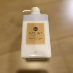 KAMIKA クリームシャンプー 400g バニラシプレ - メルカリ