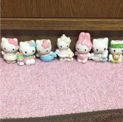 ハローキティ置物のサムネイル