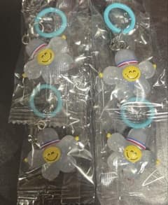 treasure TRUZ めじるしアクセサリー ROMY 4個セットのサムネイル