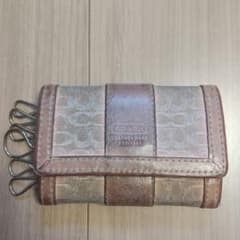 COACH コーチ キーケースのサムネイル