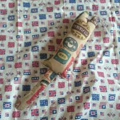 ハンドメイド＊猫キッカーケリケリクッションのサムネイル