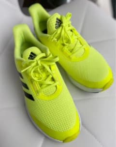【値下げ】未使用に近いAdidas 素敵なカラー‼️ アディダス スニーカーのサムネイル