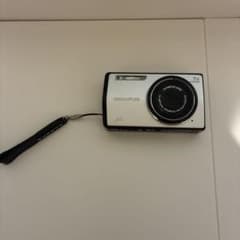 OLYMPUS μ-7000 コンパクトデジタルカメラ ジャンク SDカード無し