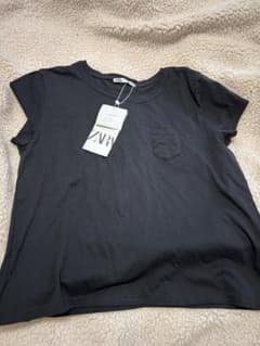 ZARA ポケット付き半袖Tシャツ ブラック Mのサムネイル
