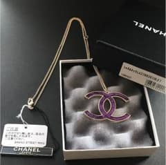 CHANELのサムネイル