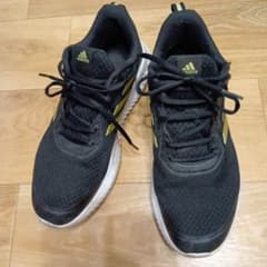 adidas メンズ スニーカー ブラック ゴールド