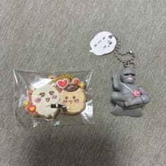 ちいかわ　クッキー　キーホルダー　くりまんじゅう　シーサー　ポシェットの鎧さん
