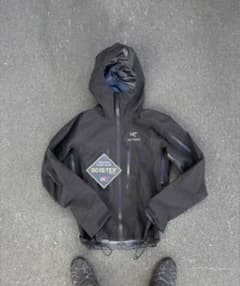 Arc’teryx arpha sv shell jacket gore-texのサムネイル