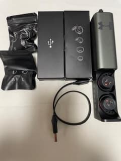 wireless flash Bluetooth Earphonesのサムネイル