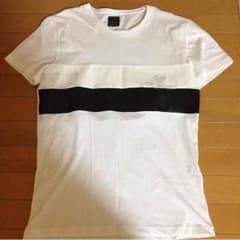 値下げしました!!ZARAメンズTシャツのサムネイル