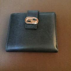 GUCCI財布のサムネイル
