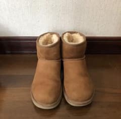 UGG アグ ムートンブーツのサムネイル