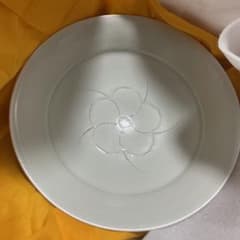 古董白瓷花文钵のサムネイル