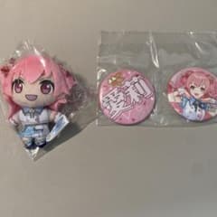 プロセカ1番くじ】桃井愛莉 ぬいぐるみ 缶バッジ セット - メルカリ