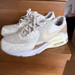 NIKE AIR MAX スニーカー ベージュ ホワイトのサムネイル