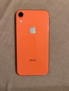 iPhoneXR本体 128G  SIMロック解除済みのサムネイル