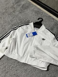 adidas トレフォイル クロップド トラックジャケット ホワイトのサムネイル