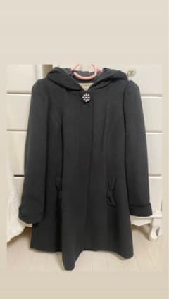 LODISPOTTO フード付きビジューコート 黒 Aライン