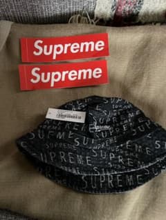 supreme バケットハットのサムネイル