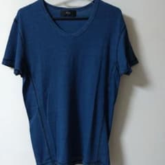 【新品タグなし】Vネック 半袖 Tシャツのサムネイル