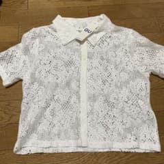 【GU】guレースコンパクトシャツ　白シャツ　新品　ホワイトのサムネイル