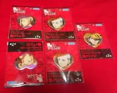 Tokyo Revengers Sparkling Big Heart-Shaped Can Badge Set of 5 (3 designs)
