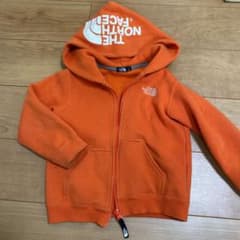 ノースフェイスのパーカーのサムネイル
