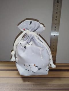 ハンドメイド　シマエナガ　巾着袋のサムネイル