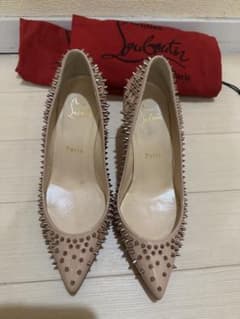 美品❣️Christian Louboutin スパイクパンプス ベージュ36 - メルカリ
