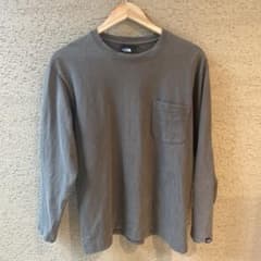 THE NORTH FACE カーキ長袖Tシャツ Sのサムネイル