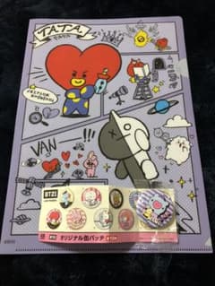 BTS  くら寿司　クリアファイルと缶バッチのサムネイル