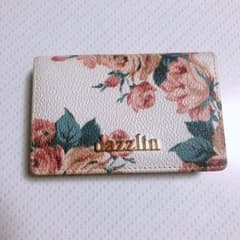 9日限定！最大値下げ - dazzlin - カードケースのサムネイル