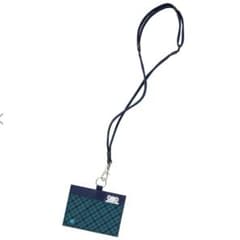 《公式完売品》familiar ファミリア ネームホルダー 青系チェックのサムネイル